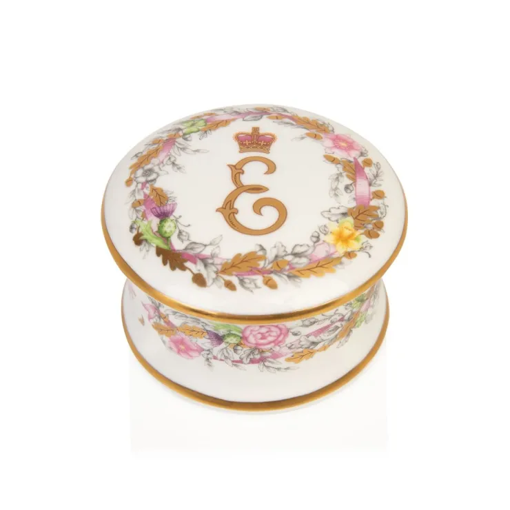 Queen Elizabeth Ii Commemorative Pillbox*Royal Collection Shop Discount