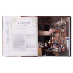 The Miniature Library Of Queen Mary'S Dolls' House*Royal Collection Shop New